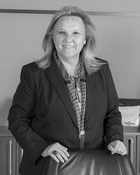 Prof. Dr. Esra Gençtürk Prof. Dr. Esra Gençtürk
